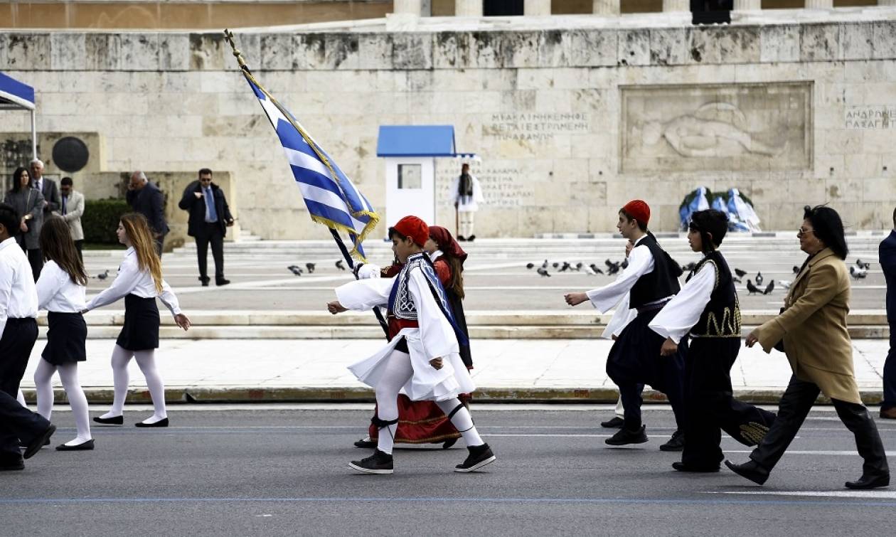 Η Ελλάδα του Χθες κάνει Παρέλαση...
