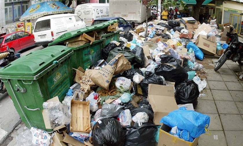 Τρίπολη: Κατεπείγουσα έρευνα για τα «βουνά» σκουπιδιών