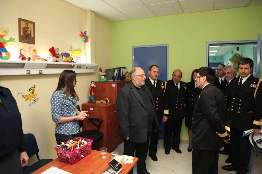 Επίσκεψη Ήσυχου στο Κέντρο Φροντίδας Παιδιού στο Ναυτικό Νοσοκομείο Πειραιά