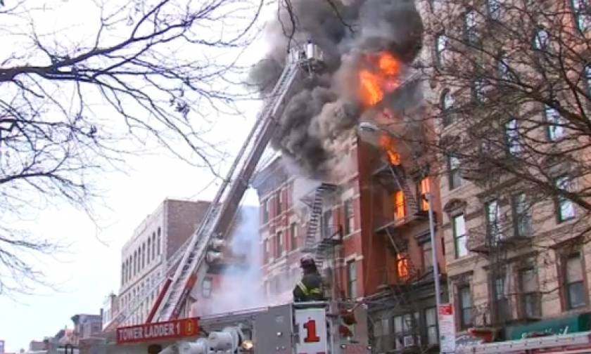 Κτήριο κατέρρευσε στη Νέα Υόρκη (Photos&video)