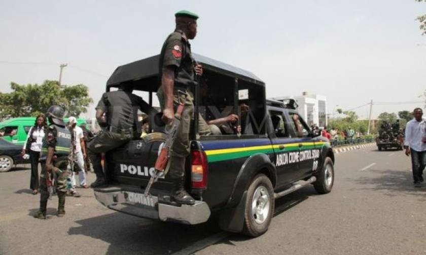 Απαγόρευση της κυκλοφορίας στη Νιγηρία μετά τις ταραχές με αφορμή τις εκλογές