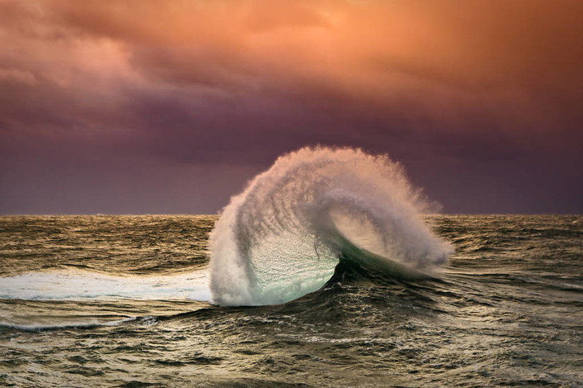 Δαμάζοντας τα κύματα (photos)