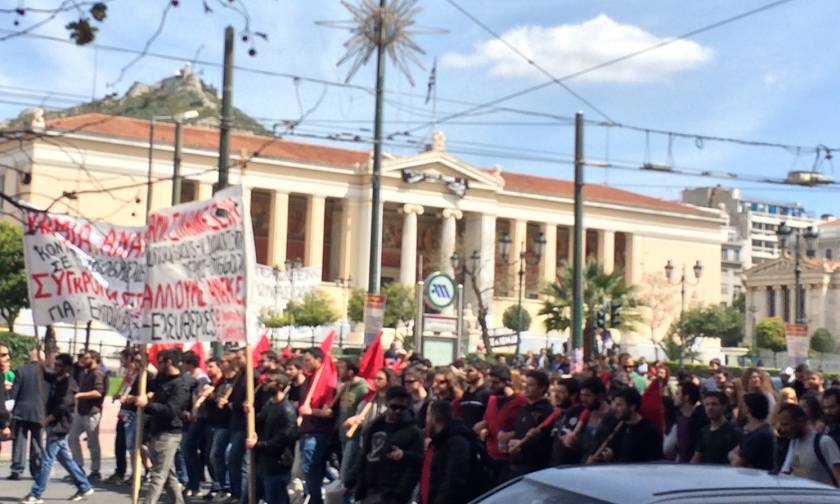 Πορεία φοιτητικών συλλόγων στο κέντρο της Αθήνας