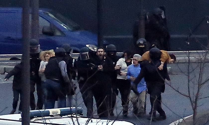 Γαλλία: Αγωγή κατά μέσων ενημέρωσης για την κάλυψη των επιθέσεων στο Παρίσι