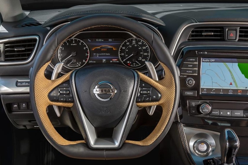 Nissan: Η Αποκάλυψη του νέου Maxima στη Νέα Υόρκη (photos)