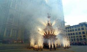 Φλωρεντία: Μοναδικό θέαμα στη Piazza del Duomo (video)