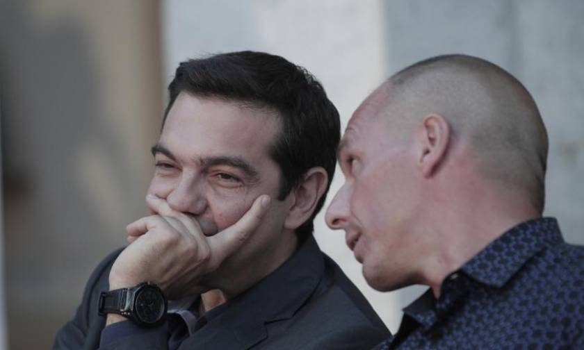 Bloomberg: Η Ελλάδα επιδιώκει συνομιλίες σε όλα τα μέτωπα