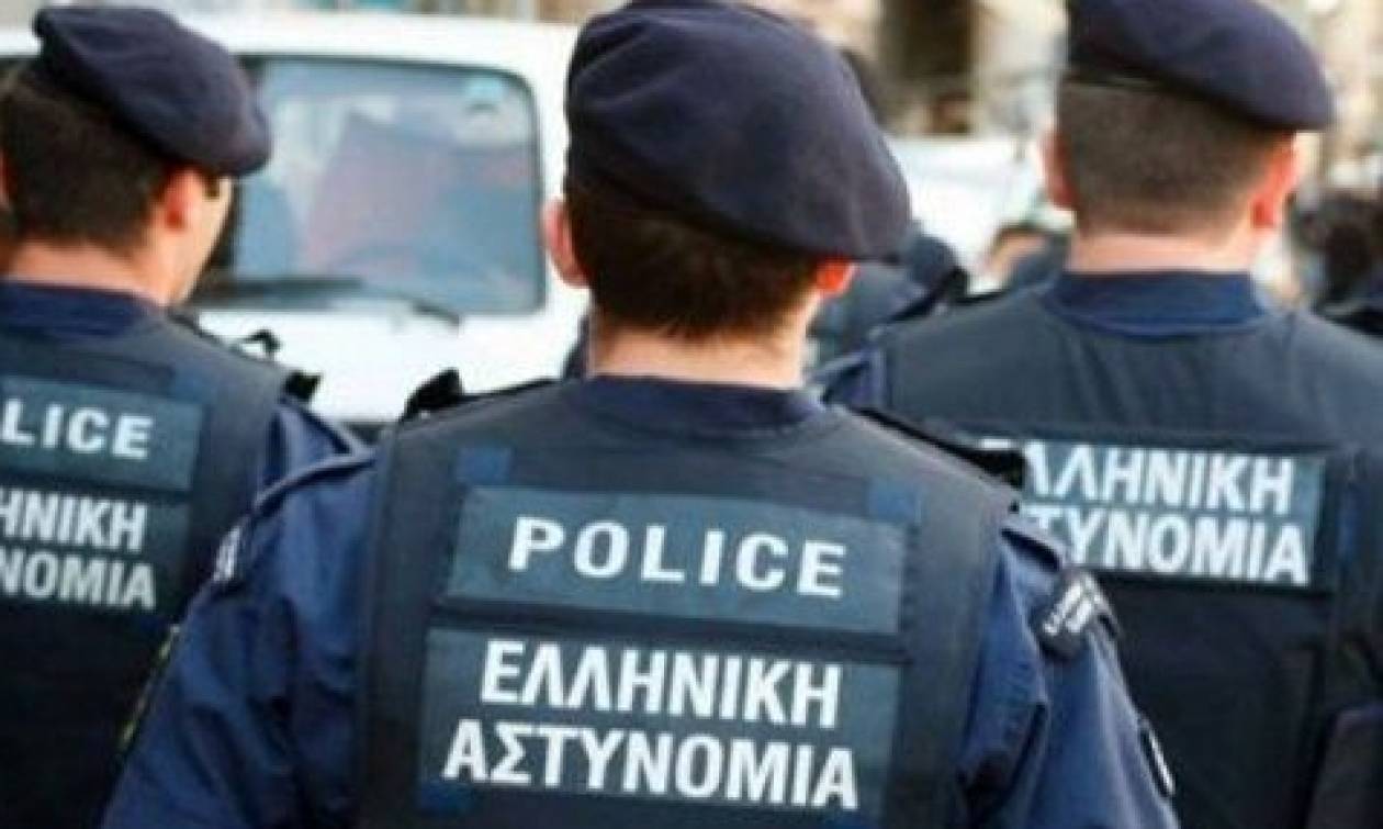 «Τοπικός αστυνομικός» στις γειτονιές και κινητές μονάδες αστυνόμευσης