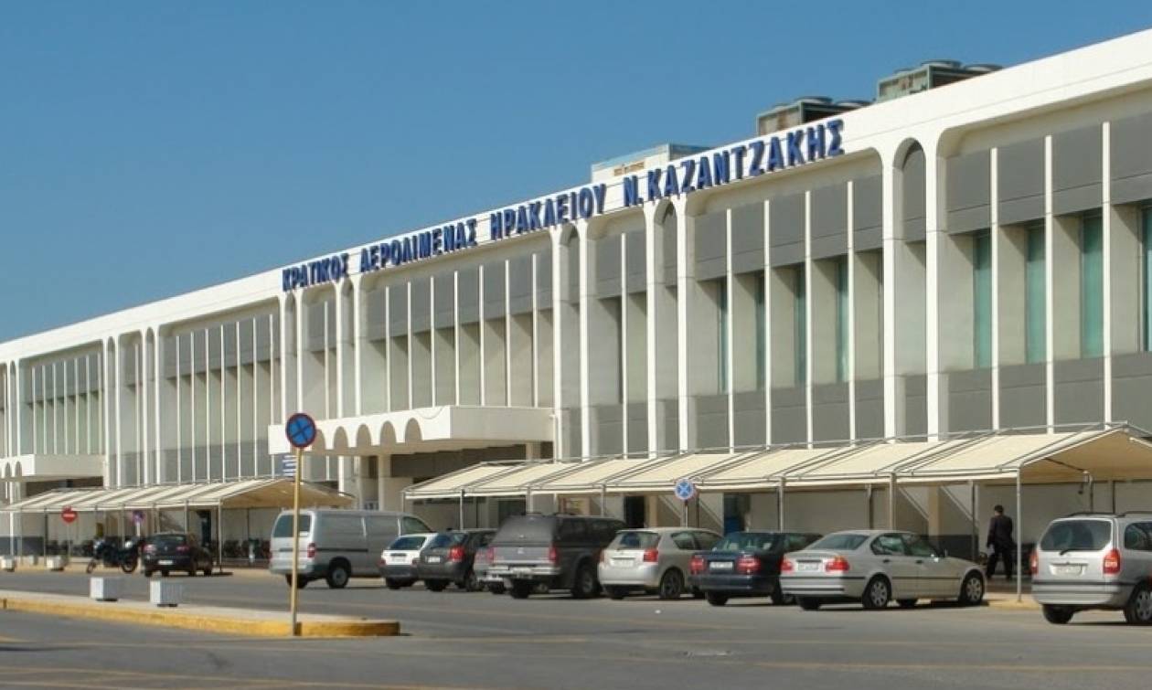 Ηράκλειο: Συλλήψεις αλλοδαπών στο αεροδρόμιο για πλαστά έγγραφα