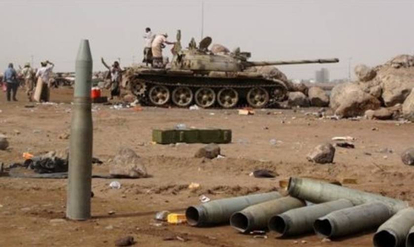 Υεμένη: Σφοδροί βομβαρδισμοί θέσεων των Χούτι