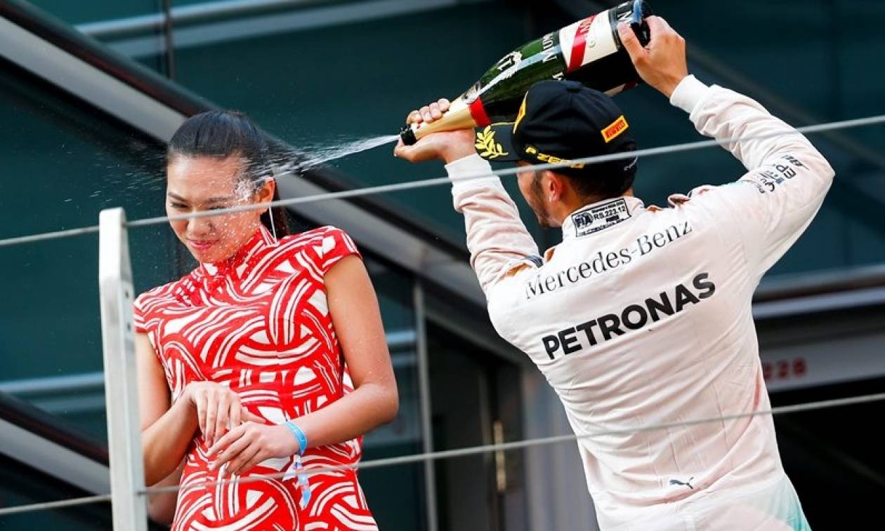 F1: Για σεξισμό κατηγορούν τον Lewis Hamilton (photos)
