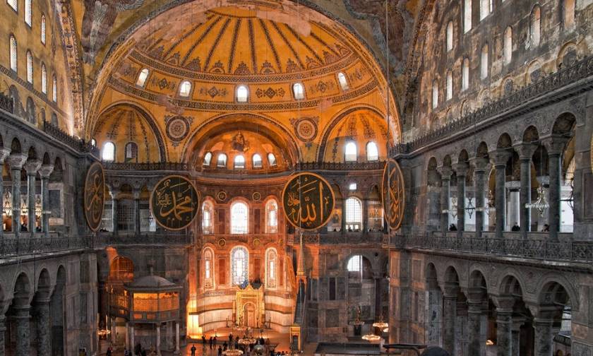 Hurriyet: «Η Αγία Σοφία μπορεί να λειτουργήσει πλέον ως τζαμί»