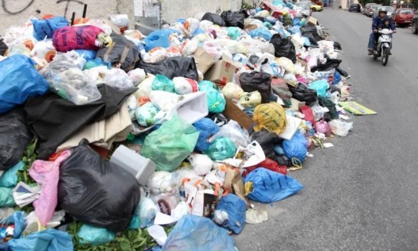 Πύργος: Λήψη άμεσων μέτρων ζητά ο γ.γ. Δημόσιας Υγείας για το πρόβλημα των σκουπιδιών