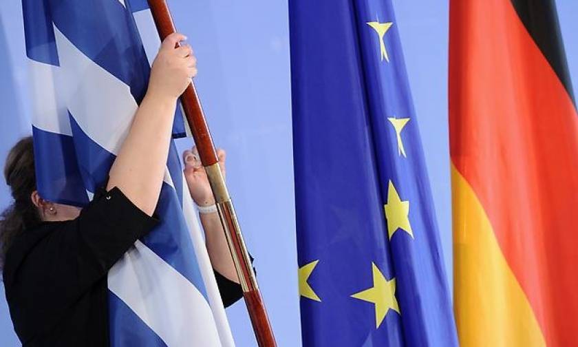 FT: Χρεοκοπία της Ελλάδας αλλά όχι Grexit