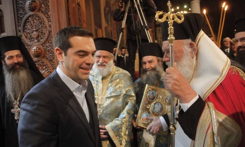 Bild: Ο άθεος Τσίπρας ικετεύει ακόμα και την Εκκλησία για να μην χρεοκοπήσει