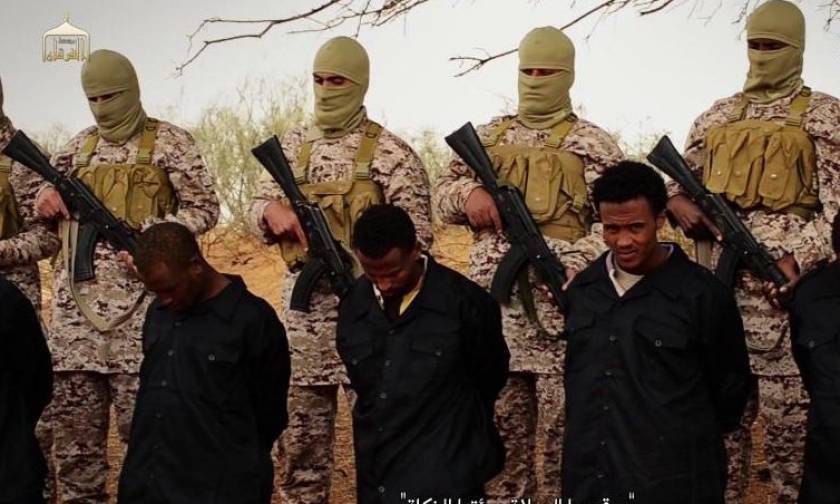 ΕΕ: Καταδίκη της εκτέλεσης 28 χριστιανών από το Ισλαμικό Κράτος