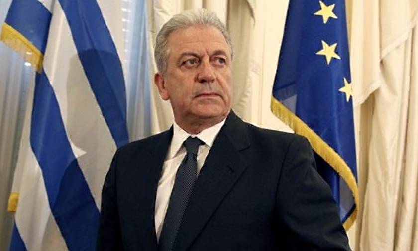 Επαφές για το μεταναστευτικό με τους Έλληνες υπουργούς θα έχει ο Αβραμόπουλος