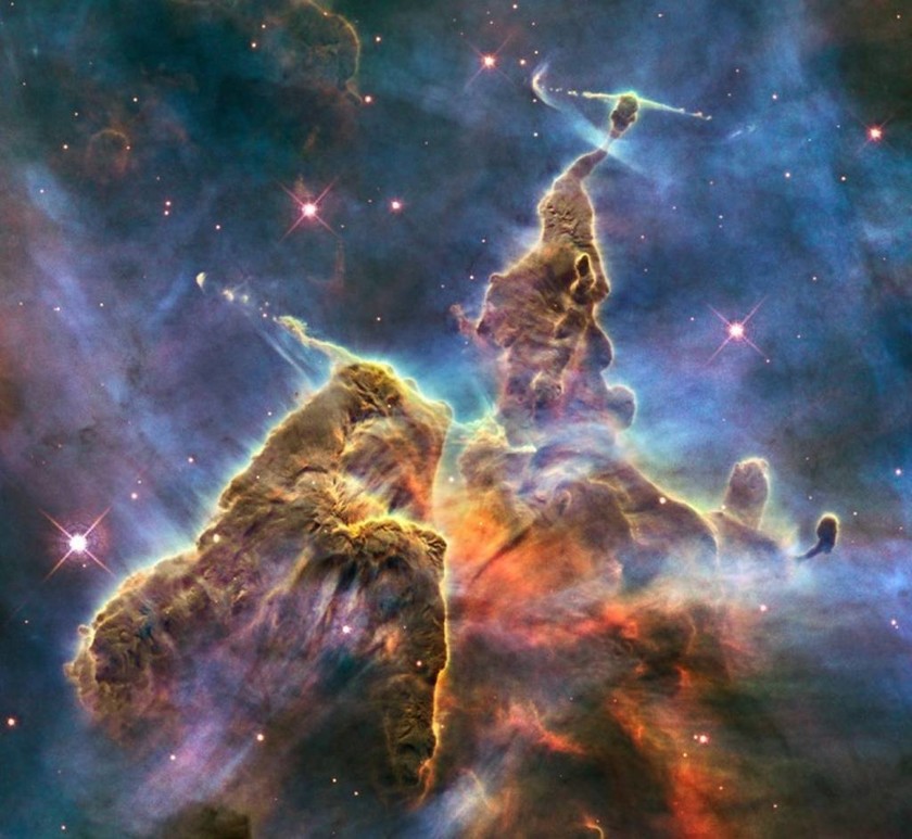 Το τηλεσκόπιο Hubble έχει τα 25α του γενέθλια (photos)