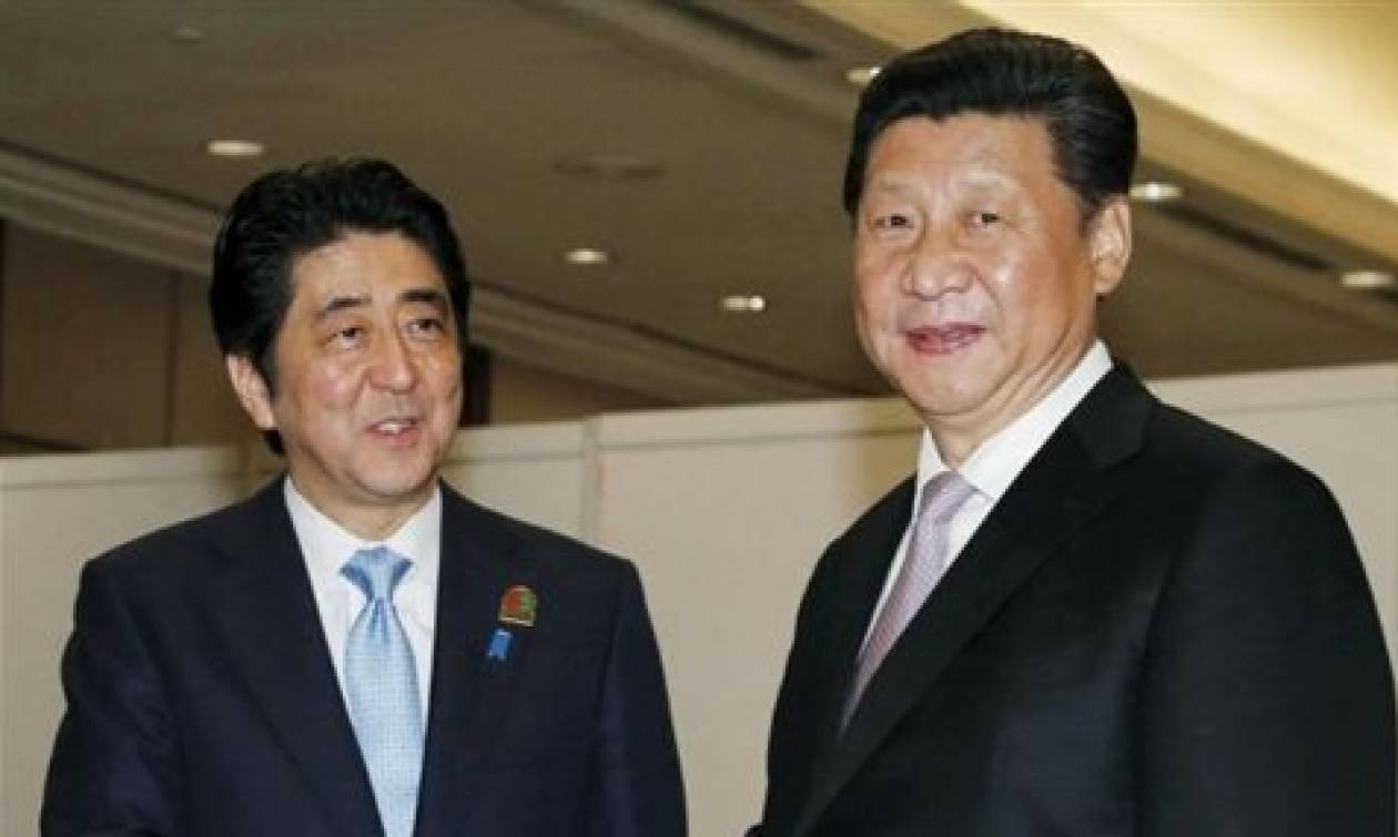 Επιφυλακτικά βήματα προσέγγισης σε διμερή των ηγετών Ιαπωνίας-Κίνας