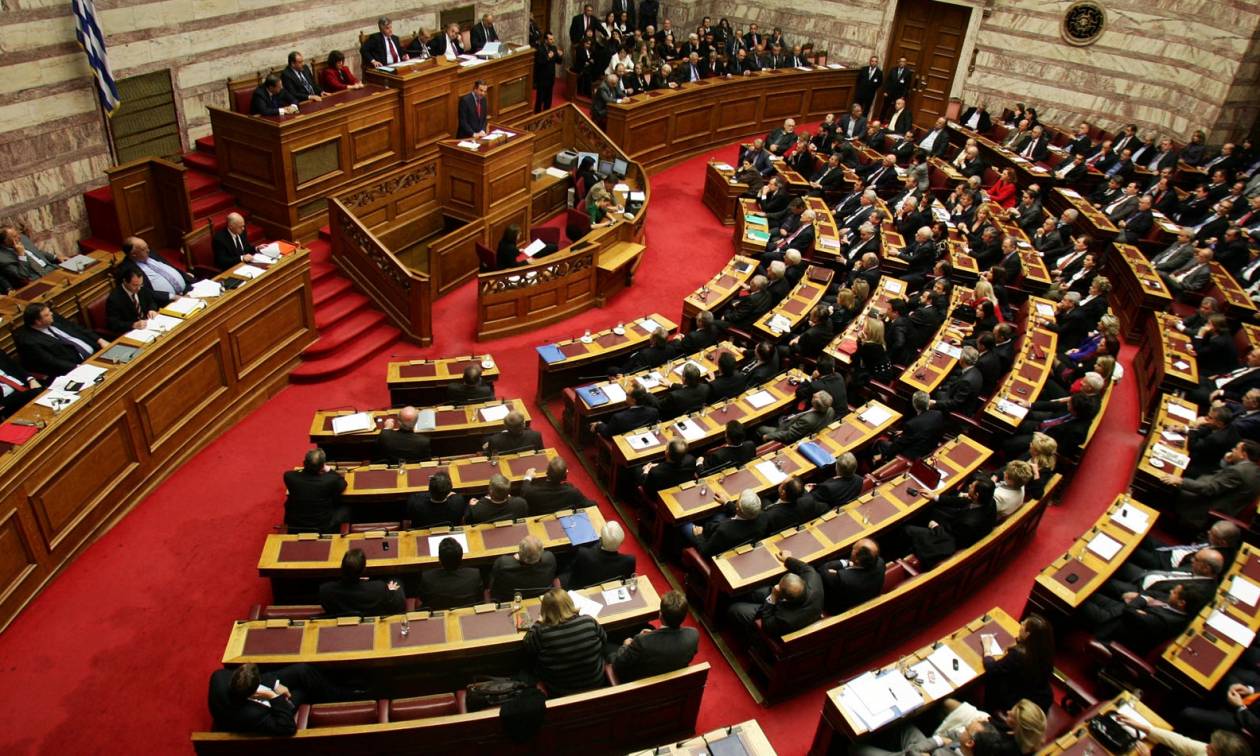 Βουλή: Ψηφίστηκε το νομοσχέδιο για την επαναλειτουργία της ΕΡΤ