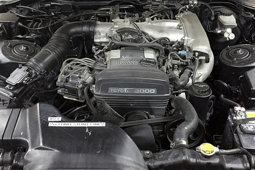 Κλασικό Αυτοκίνητο: Μία θρυλική Toyota Supra βγαίνει σε πλειστηριασμό (photos)