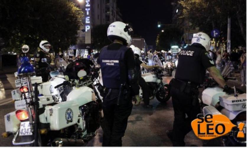 Θεσσαλονίκη: Νέα αιματηρή συμπλοκή οπαδών - Ενα άτομο μαχαιρωμένο (photos)