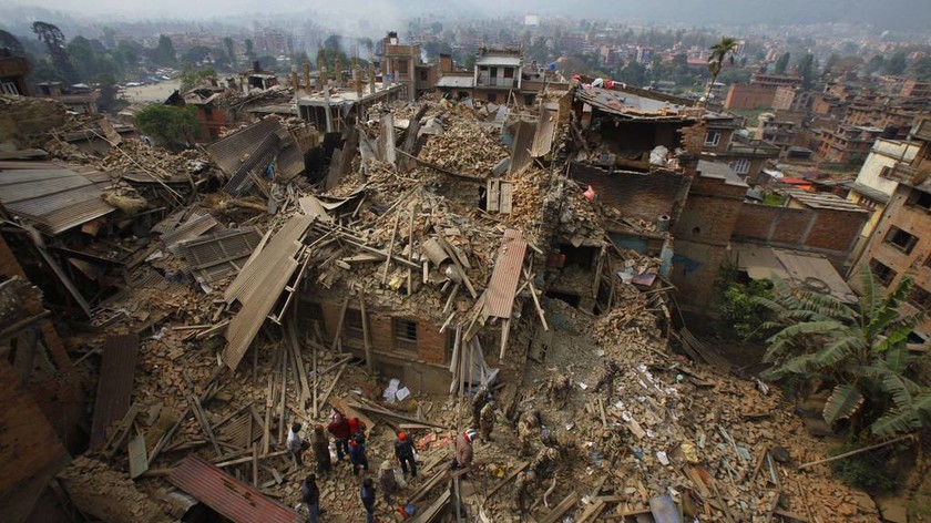 Νεπάλ: Η διεθνής βοήθεια καταφθάνει στο Κατμαντού	