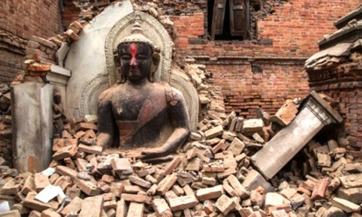 Νεπάλ: Εθελοντική εργασία έκανε την ώρα του σεισμού η αποκλεισμένη Κρητικιά (vid)