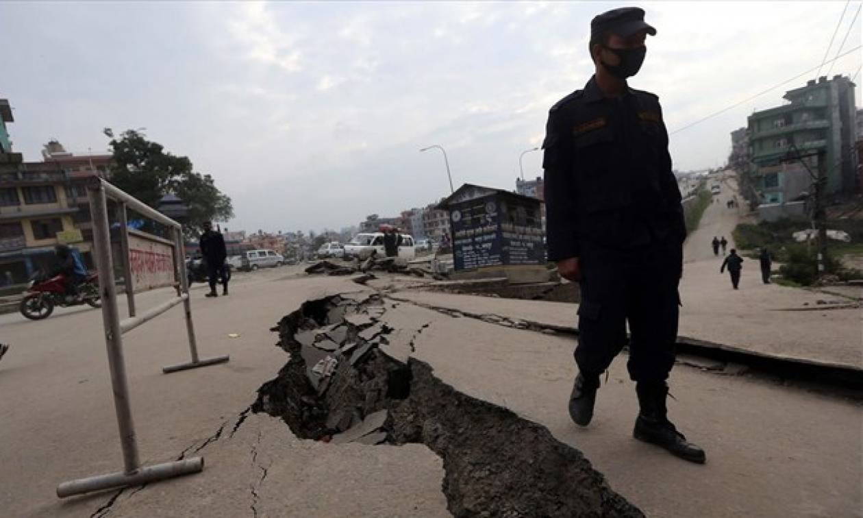 To Facebook απευθύνει έκκληση για δωρεές για τους σεισμόπληκτους του Νεπάλ