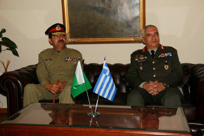 Ο Αρχηγός των Ενόπλων Δυνάμεων του Πακιστάν στο ΓΕΕΘΑ (pics)