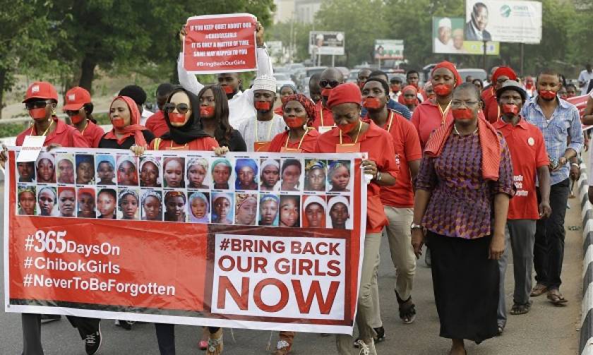 Νιγηρία: Ο στρατός απελευθέρωσε 234 γυναίκες και παιδιά ομήρους της Μπόκο Χαράμ