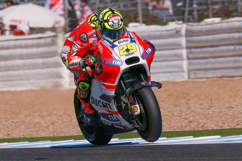 MotoGP Grand Prix Χερέθ: Ο Lorenzo στην pole πτώση ο Marquez (photos)