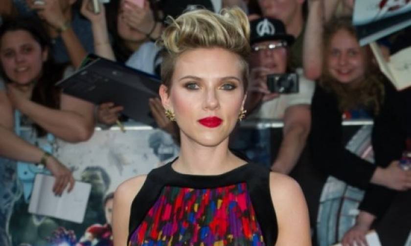 Μπηχτή με... νόημα: H Scarlett Johansson μιλάει για τον πρώην της Ryan Reynolds