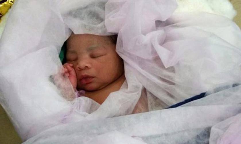 Ιταλία: Γέννηση μωρού κατά τη διάρκεια επιχείρησης διάσωσης μεταναστών
