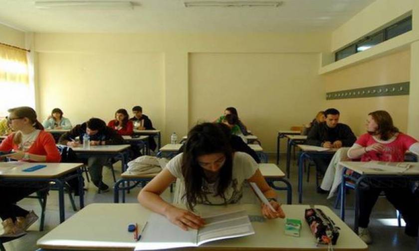 Πανελλήνιες 2015: Στην τελική ευθεία οι μαθητές για τις πανελλαδικές εξετάσεις