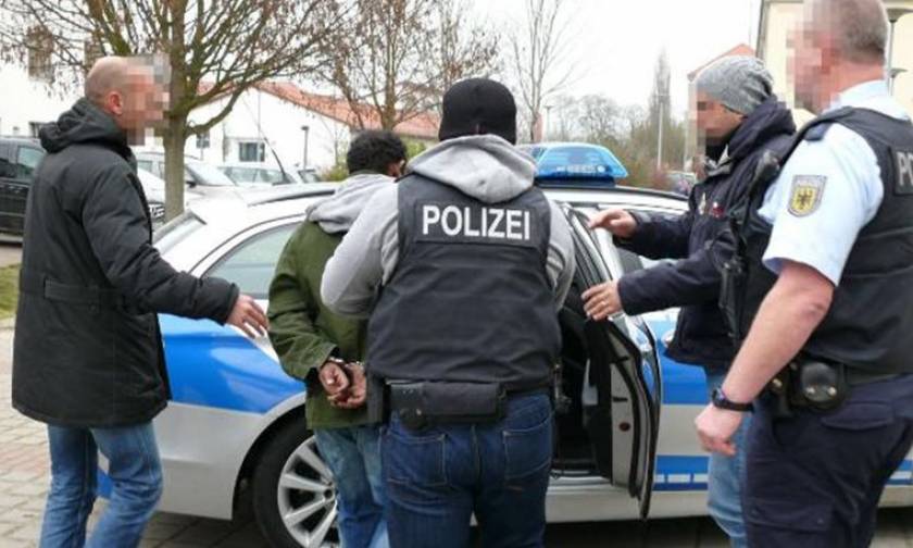 Γερμανία: Σύλληψη μελών εγκληματικής οργάνωσης που διακινούσε μετανάστες