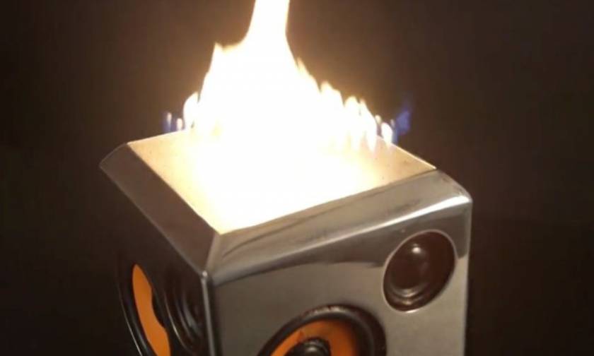 Sound Torch.Το ηχείο που βάζει φωτιά (κυριολεκτικά) στην ακουστική σας εμπειρία!