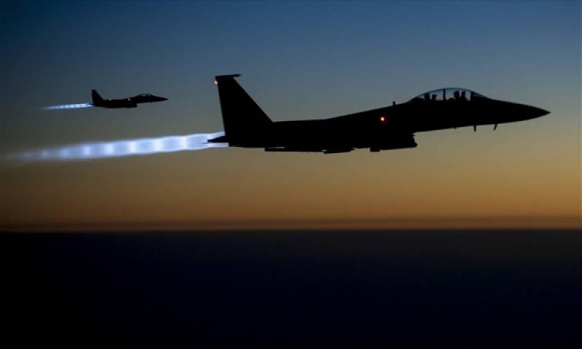 Νέες αεροπορικές επιδρομές εναντίον τζιχαντιστών σε Συρία και Ιράκ