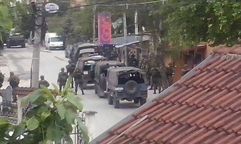 Σκόπια: Συνεχίζονται οι ένοπλες συρράξεις στο Κουμάνοβο