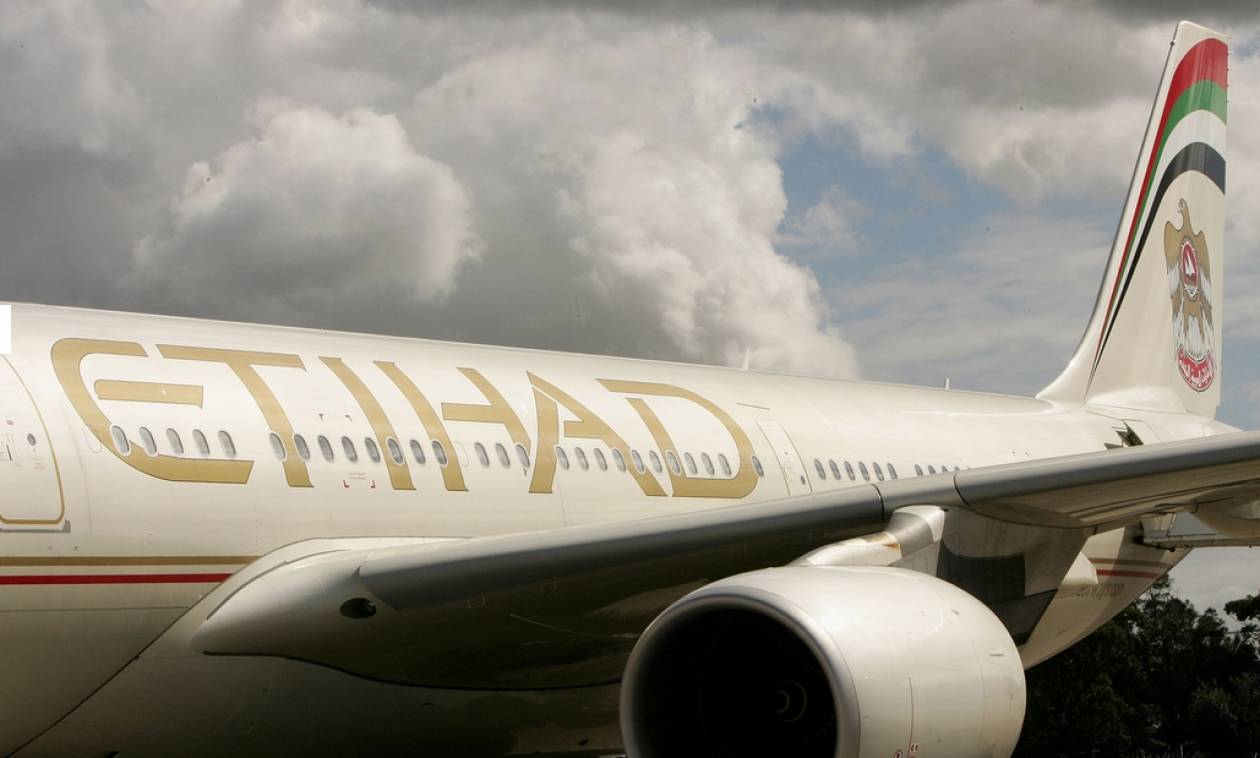 Ντουμπάι: Εκτροπή πτήσης λόγω απειλής για βόμβα