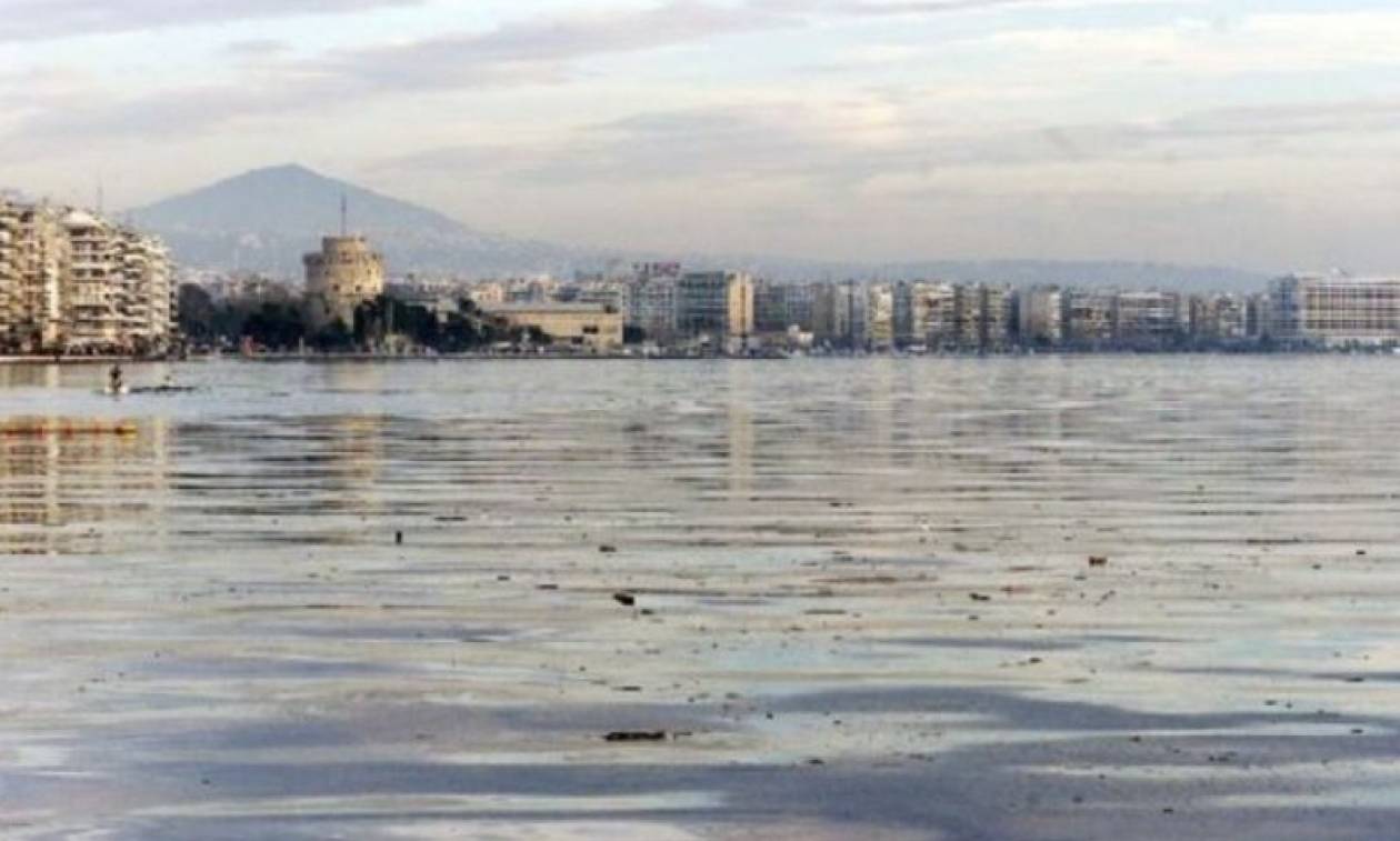Θεσσαλονίκη: Άρχισε ο καθαρισμός του Θερμαϊκού