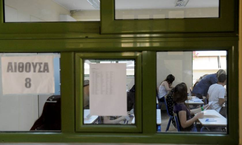 Πανελλήνιες Εξετάσεις 2015: Ομαλά εξελίσσεται η διαδικασία στην Πελοπόννησο
