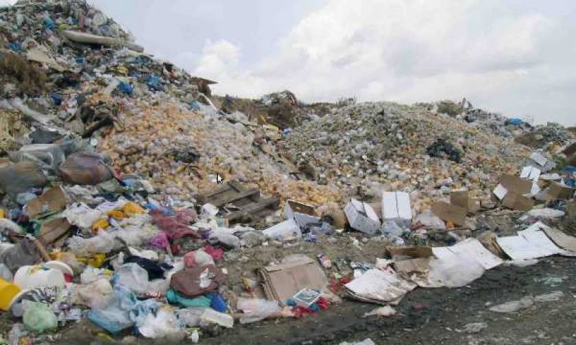 Σύσκεψη για τις χωματερές της Πελοποννήσου τη Δευτέρα στην Αθήνα
