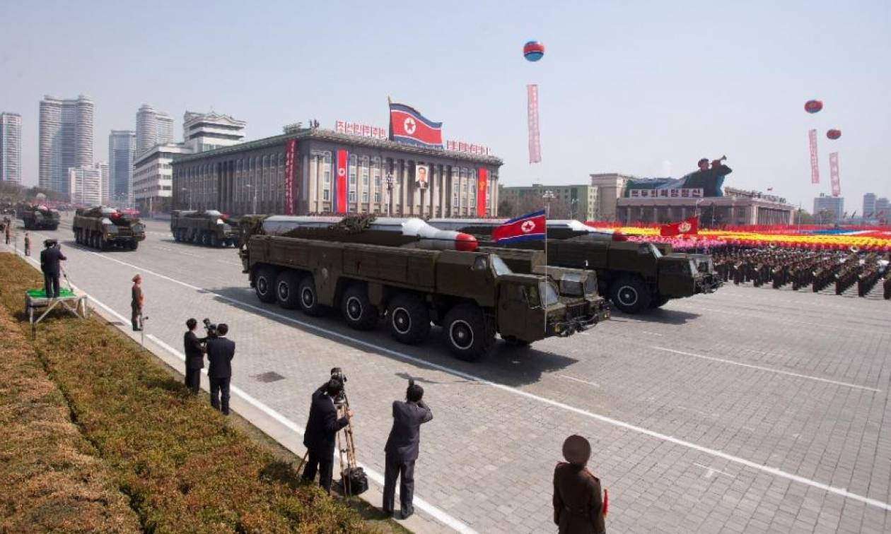 Βόρεια Κορέα: Νέα απειλή με «μίνι» πυρηνικές κεφαλές