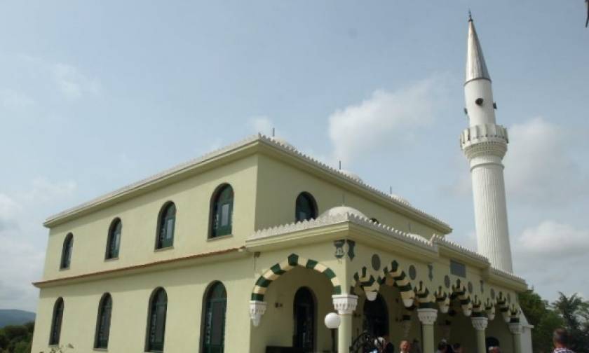 Ροδόπη: Τζαμί χτίστηκε στο χωριό Ήπιο από τους 252 κατοίκους! (pics)