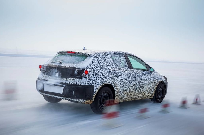 Opel: Το καμουφλάζ είναι το πρώτο βήμα για την επιτυχία του Astra (photos)
