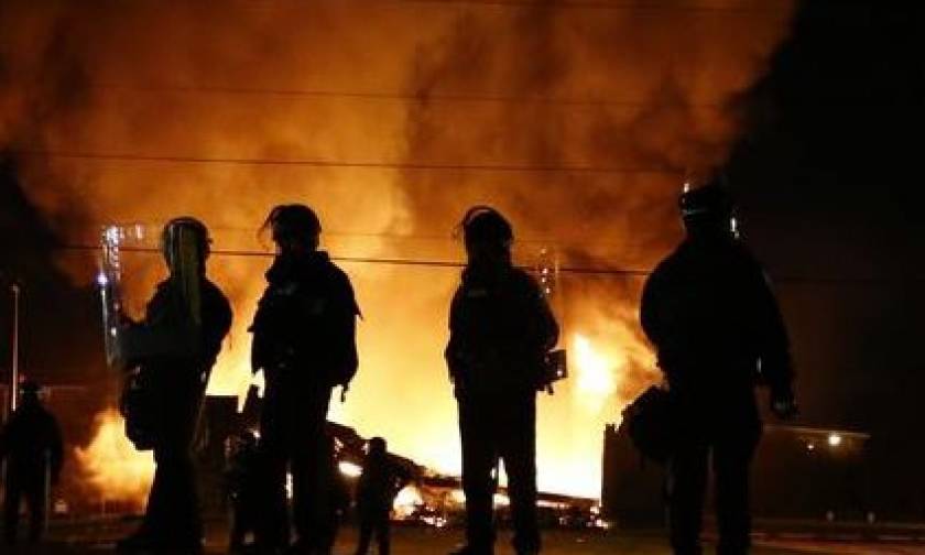 Τουρκία: Τραυματισμός 11 αστυνομικών σε συγκρούσεις με διαδηλωτές