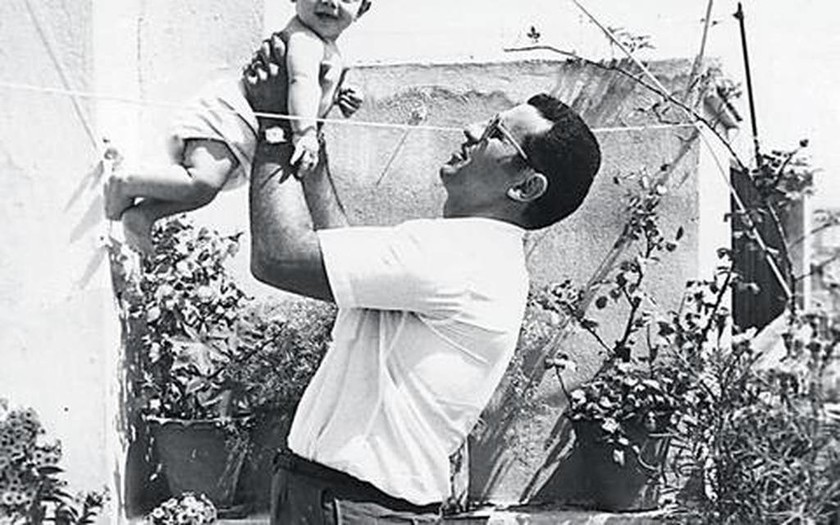Η κατάθεση ψυχής του Αντώνη Κανάκη στον πατέρα του (photos)