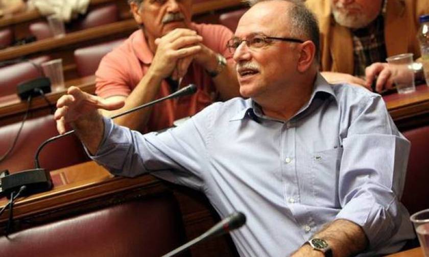 SYRIZA Central Committee: MEP Papadimoulis urges compromise to avoid disastrous breakdown in talks