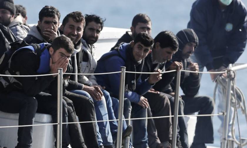 Τι ανταλλάγματα ζητά η ΕΕ για να πάρει 16.000 πρόσφυγες από την Ελλάδα
